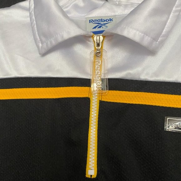 VINTAGE REEBOK ZIP UP  POLO  SHIRT. - Picture 3 of 4